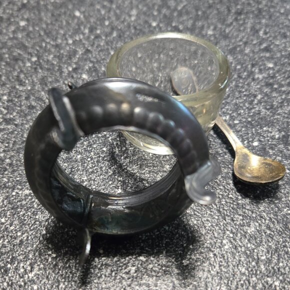 Vintage Russian Silver salt Cellar with insert and spoon - Picture 5 of 7